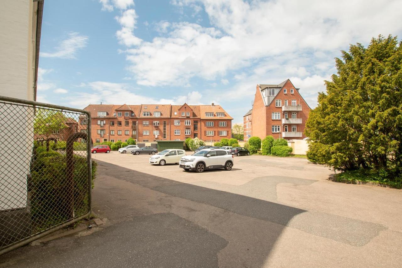 Exclusive 2 Bedroom Apartment Sonderborg Bagian luar foto